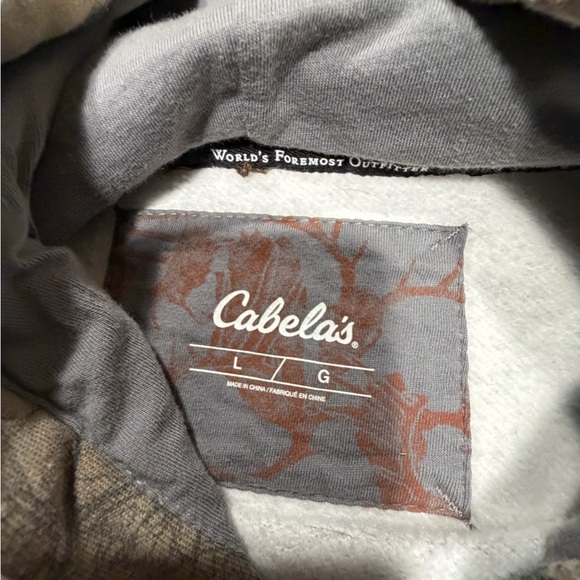 Cabela's Men's Camouflage Hoodie - Picture 2 of 3